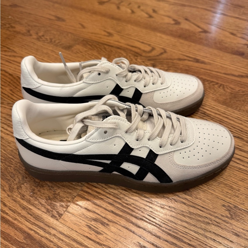 Onitsuka Tiger White and Black Sneakers